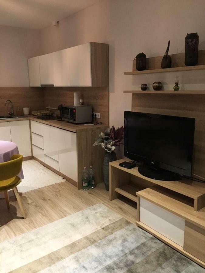 Hunyadi Apartman Szekszárd Exterior foto