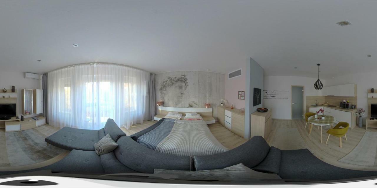Hunyadi Apartman Szekszárd Exterior foto