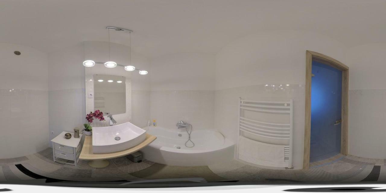 Hunyadi Apartman Szekszárd Exterior foto